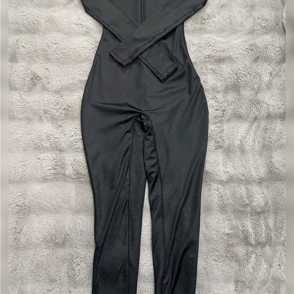 NWT SKIMS All In One Shine Mockneck Long Sleeve Onesie catsuit Jumpsuit XS Black